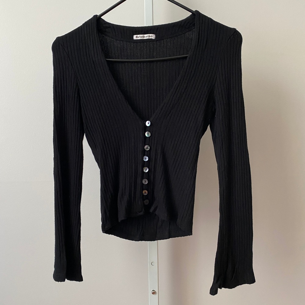 Reformation XS Black Cardigan Ribbed Knit V-Neck Button Front Top Tencel Modal